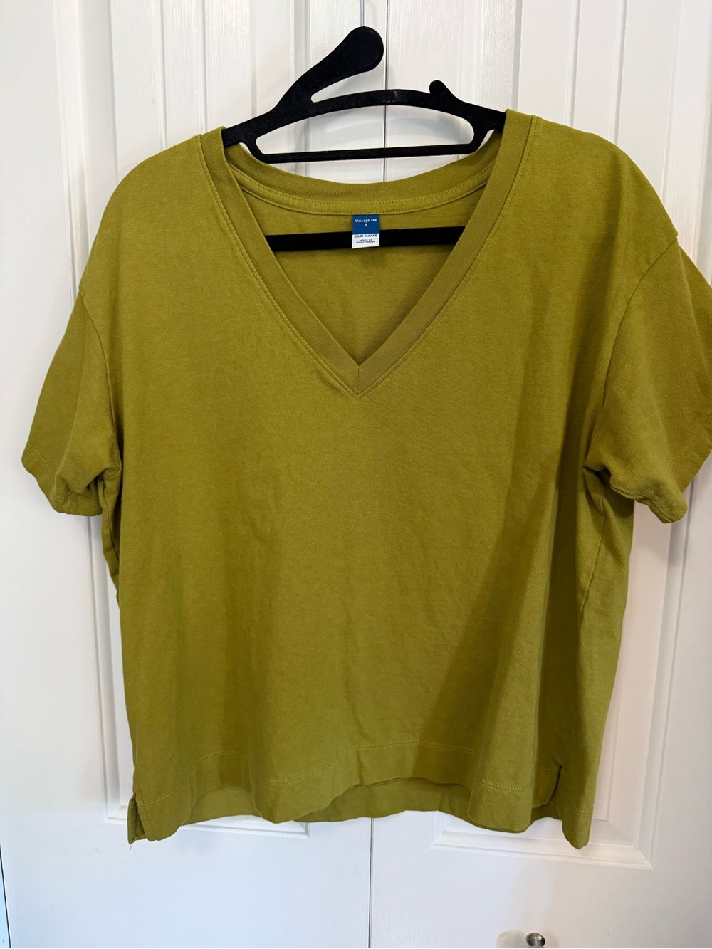 Old Navy Olive Green V-Neck Vintage Tee